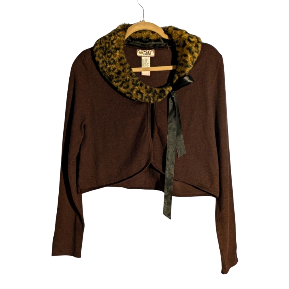 💯 Vintage Tiara International bolero cardigan sweater with removable collar